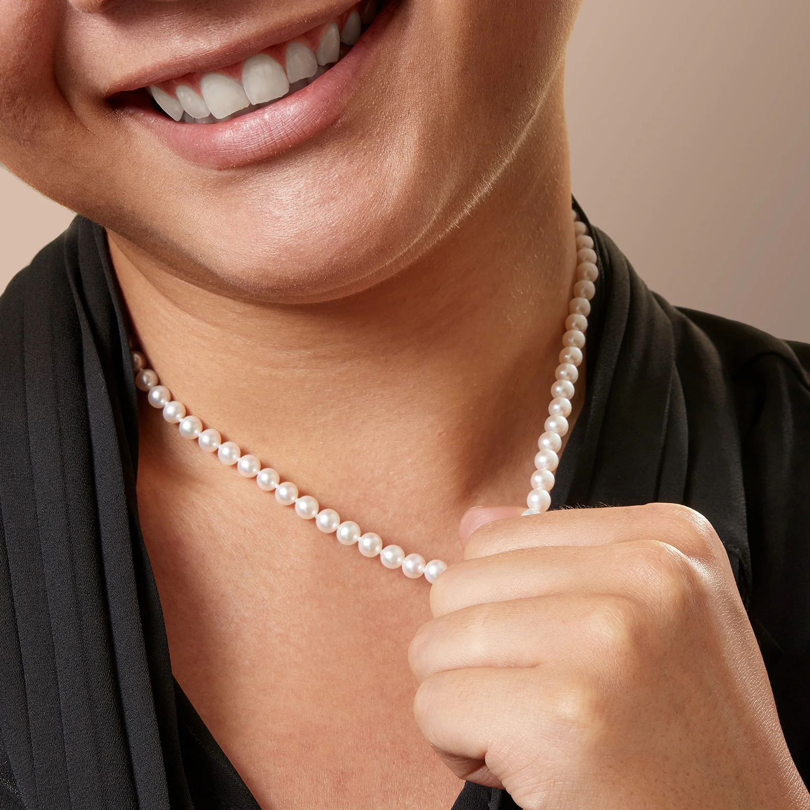 White Cultured Freshwater Pearl Necklace with Sterling Silver Filigree Clasp - Image 5
